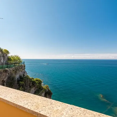 Queen Of Sea, Gold Sul Mare